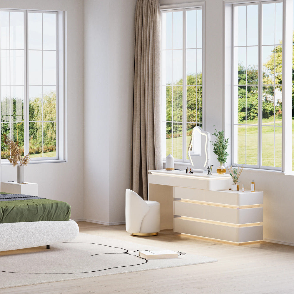 Ilune Makeup Vanity