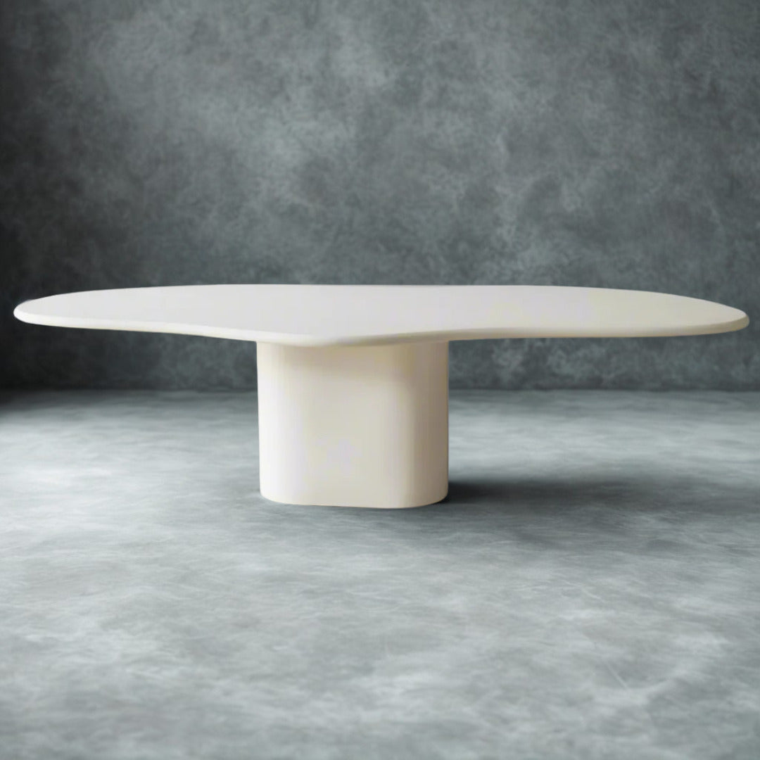 Ola V.II Dining Table