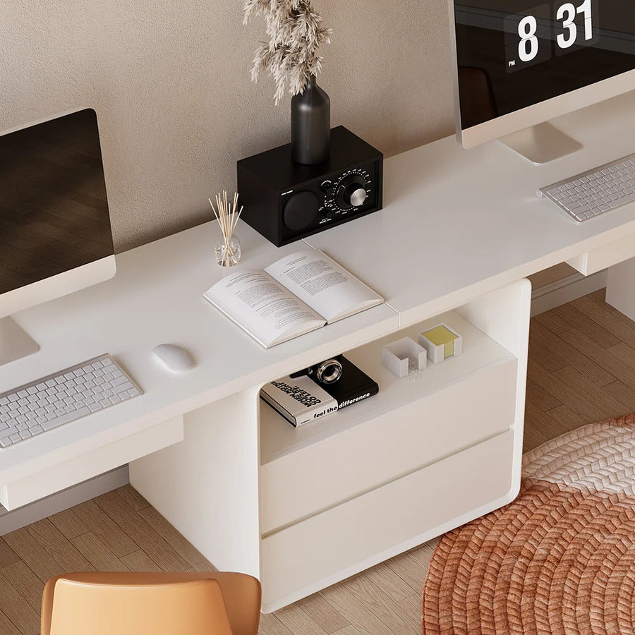 Edmon Desk
