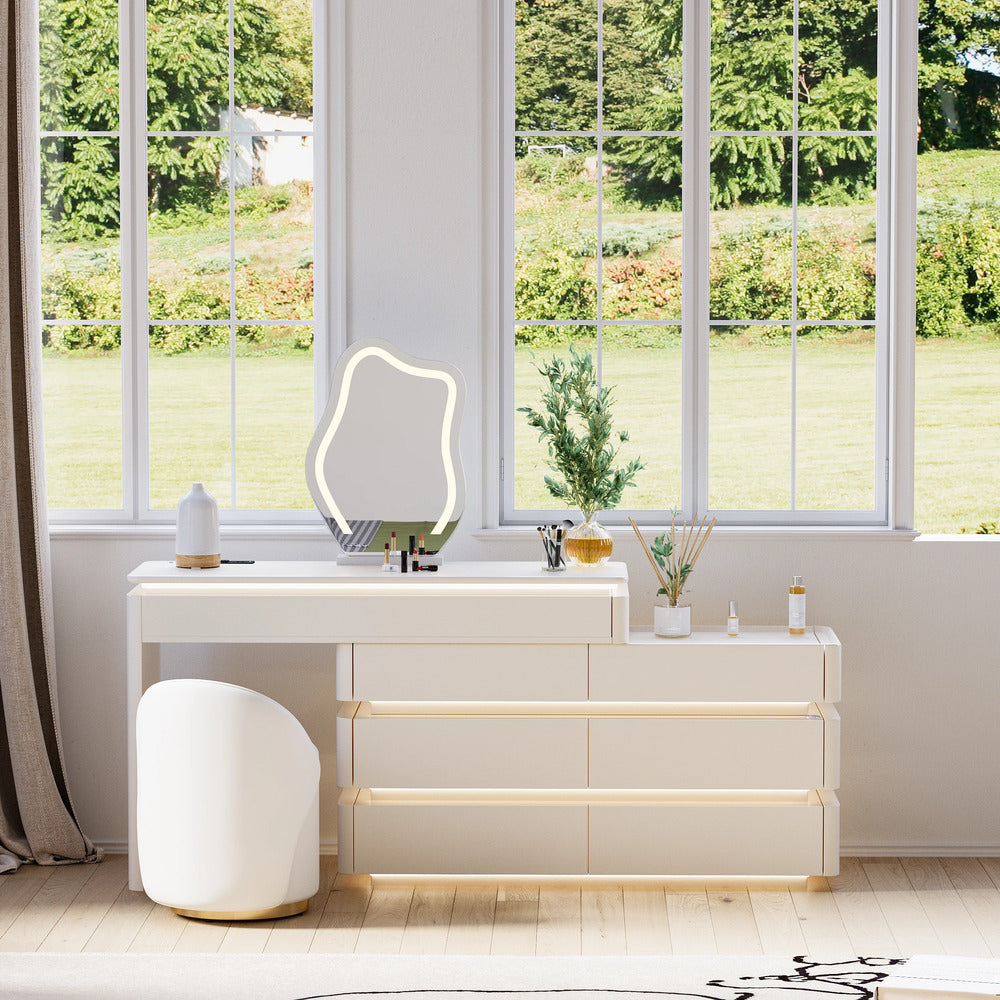 Ilune Makeup Vanity