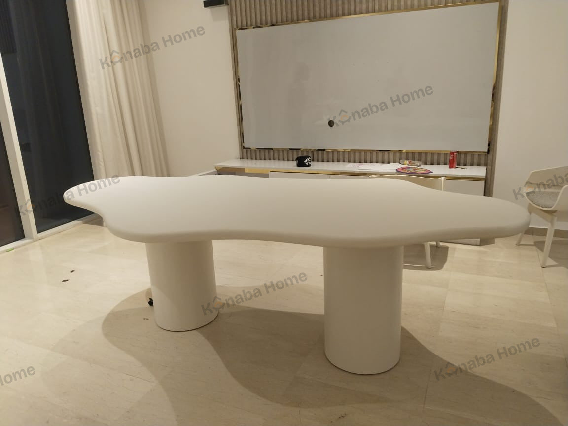 Ola Dining Table