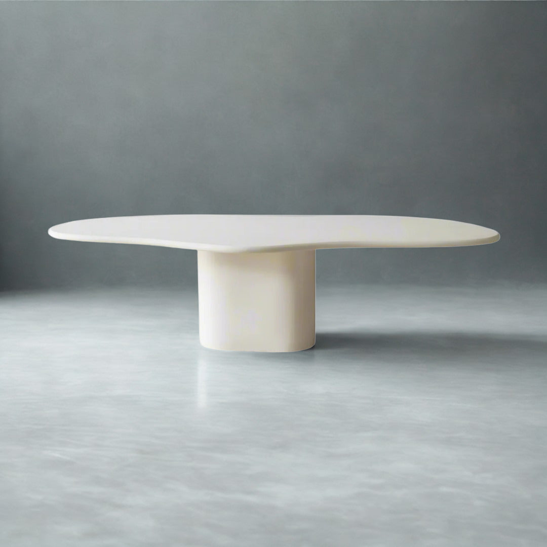 Ola V.II Dining Table
