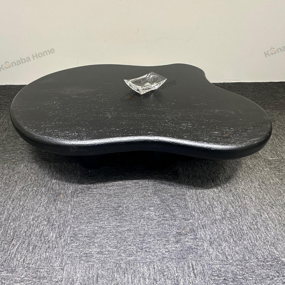 Wave Coffee TableBlack Glossy | Microcement Finish